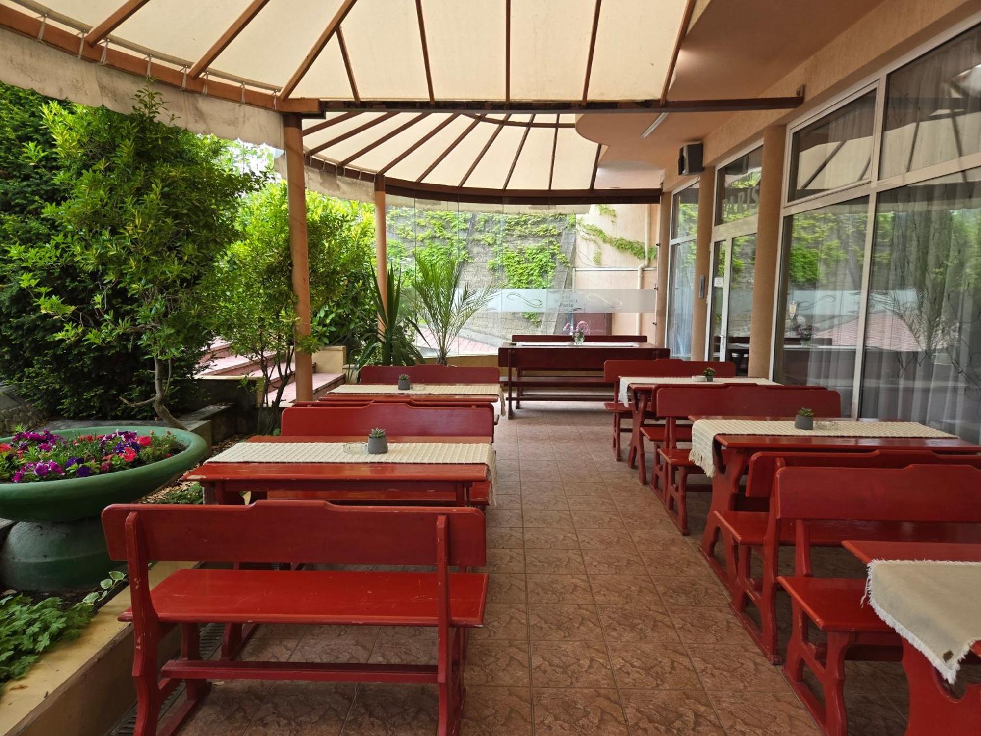 Hotel Paris Relax Zone Balchik Eksteriør billede